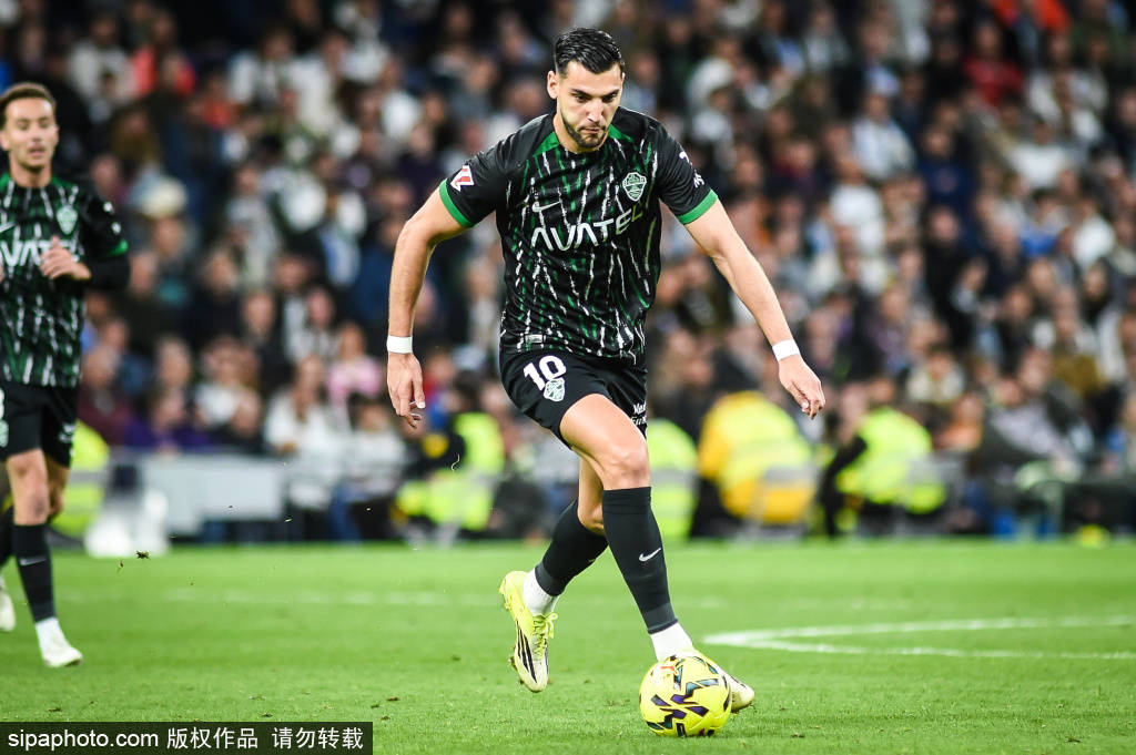 西甲保级生死战：埃尔切主场迎战皇家马略卡，谁能率先走出泥潭？